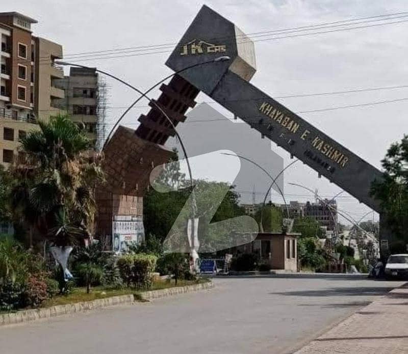 7 Marla Plot for sale in G15/4 Islamabad