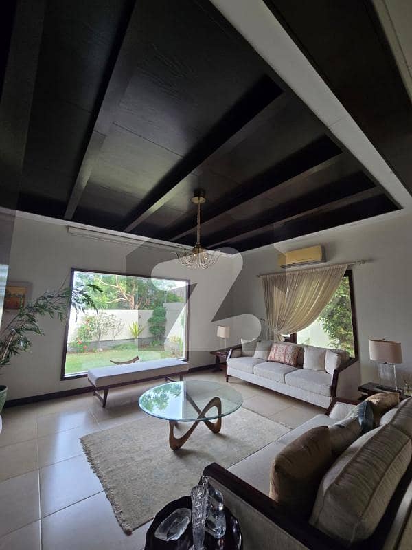 500 Yard Bungalow Ph8 5 Bedroom 500 Yard Bungalow Ph8 5 Bedroom