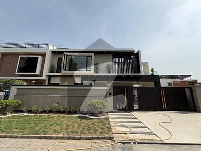 17 Marla Most Luxurious Triple Storey House Available For Sale At Main Boulevard