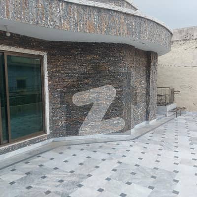7 Marla Full Home Available 3 Bed Attached Washroom Kitchen. Car Parking