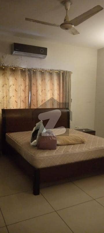 ڈی ایچ اے فیز 5 ڈی ایچ اے ڈیفینس,کراچی میں 6 کمروں کا 1 کنال مکان 5.0 لاکھ میں کرایہ پر دستیاب ہے۔