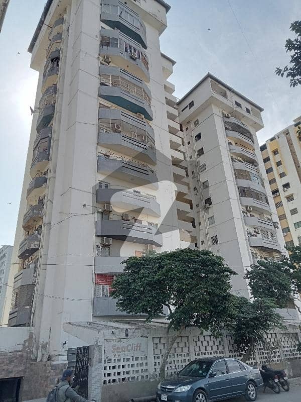 Sea Cliff Apartment