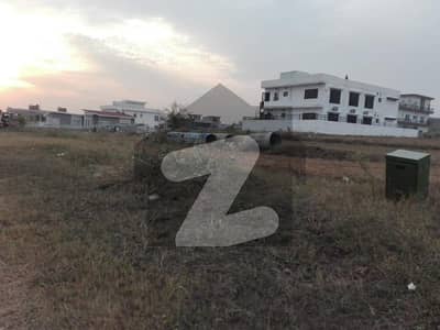 Most Demanding Location 1 Kanal Plot For Sale In E-11/3