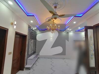 10 Marla House Is Available For sale In LDA Avenue