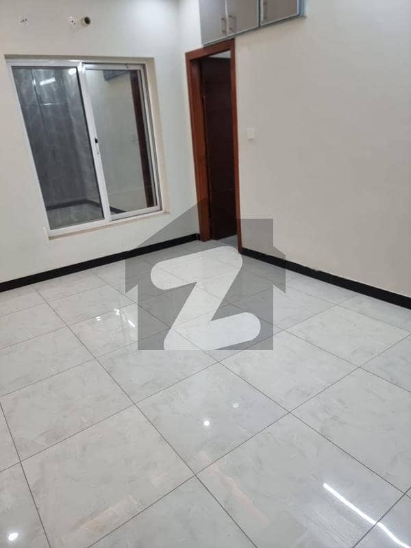 ای ۔ 11 اسلام آباد میں 3 کمروں کا 9 مرلہ فلیٹ 3.25 کروڑ میں برائے فروخت۔ ای ۔ 11 اسلام آباد میں 3 کمروں کا 9 مرلہ فلیٹ 3.25 کروڑ میں برائے فروخت۔
