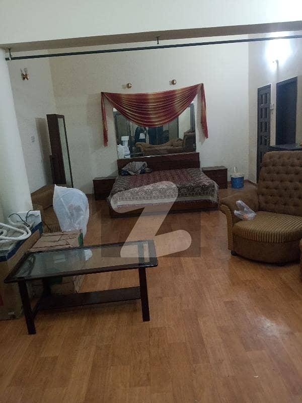 1 Kanal Beautiful Upper Portion Available