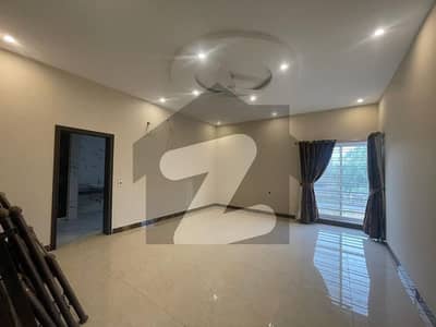 2 Kanal Corner Upper Portion Available For Rent