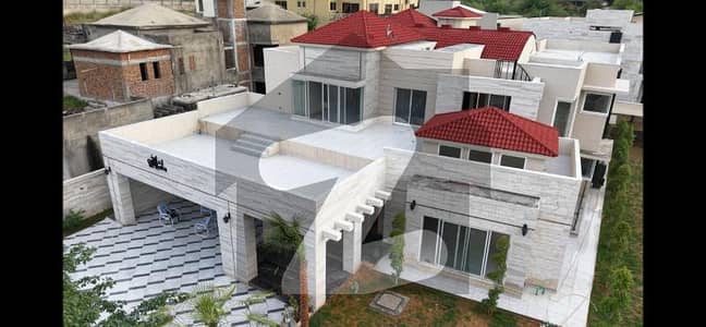 Brand New 3 Kanal House Is Up For For Rent