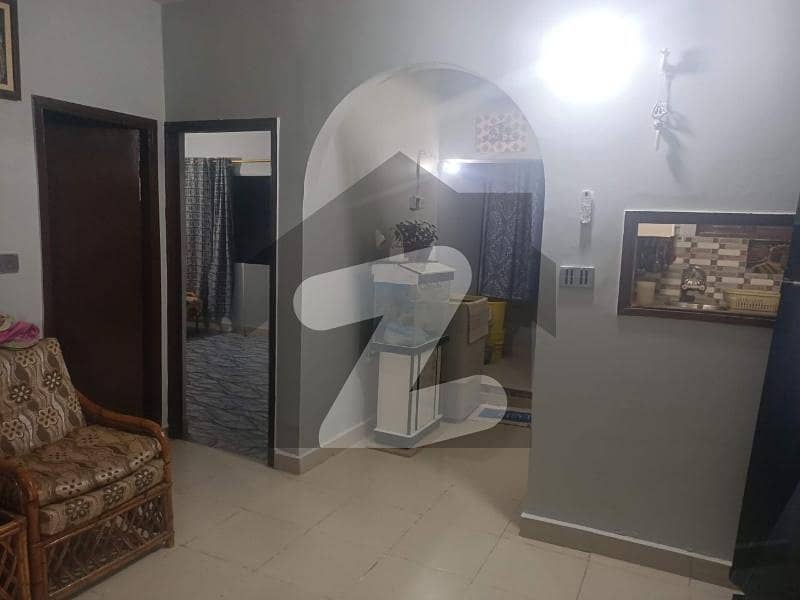 نارتھ ناظم آباد ۔ بلاک ڈی نارتھ ناظم آباد,کراچی میں 5 کمروں کا 12 مرلہ مکان 4.8 کروڑ میں برائے فروخت۔