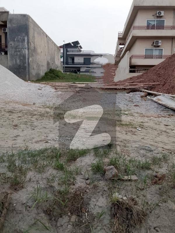 10 marla Plot in Media Town