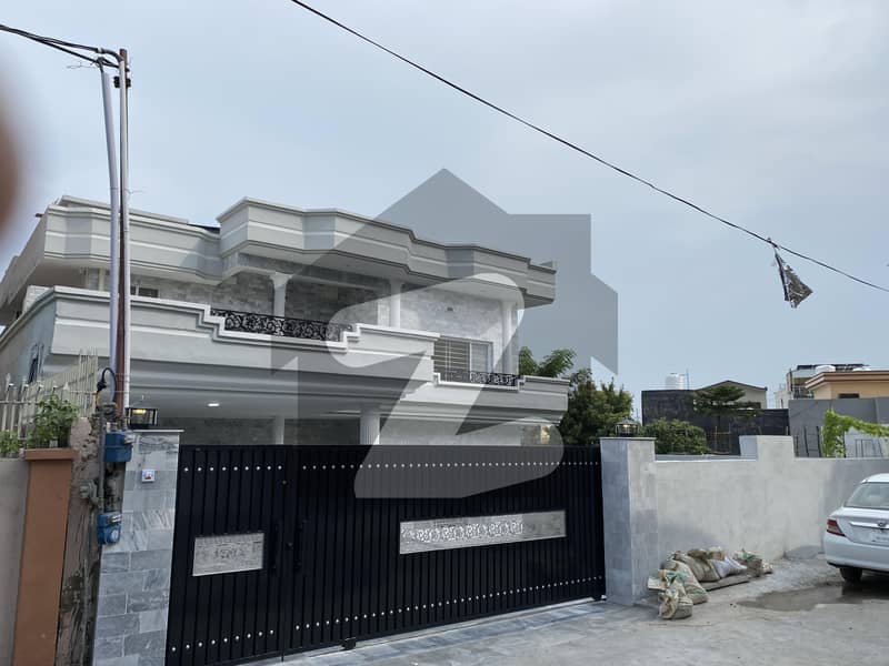Elegant Renovated 1 Kanal Home in Morgah