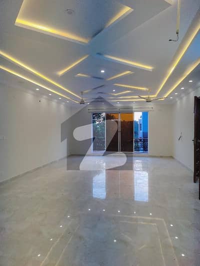 10 Marla Upper Portion Available For Rent