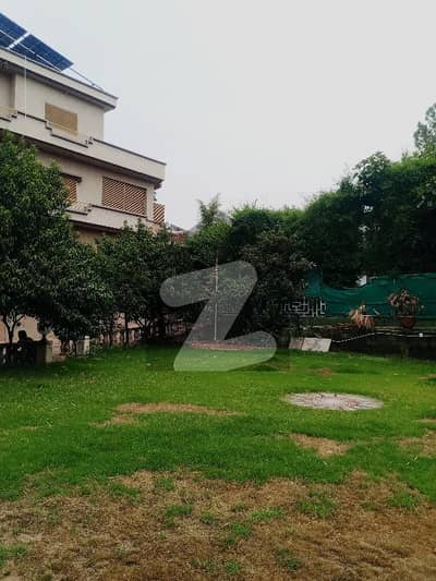 جی ۔ 8 اسلام آباد میں 6 کمروں کا 12 مرلہ مکان 15.0 کروڑ میں برائے فروخت۔