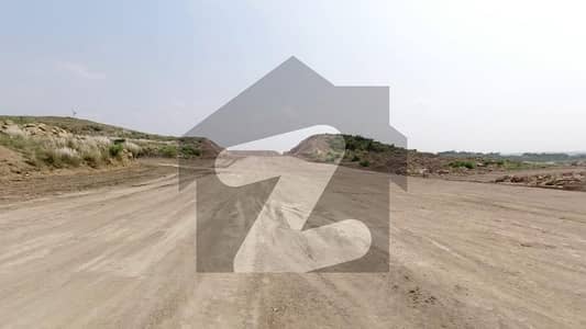 Main Double Road Residential Plot Sized 1 Kanal Is Available For sale In C-14