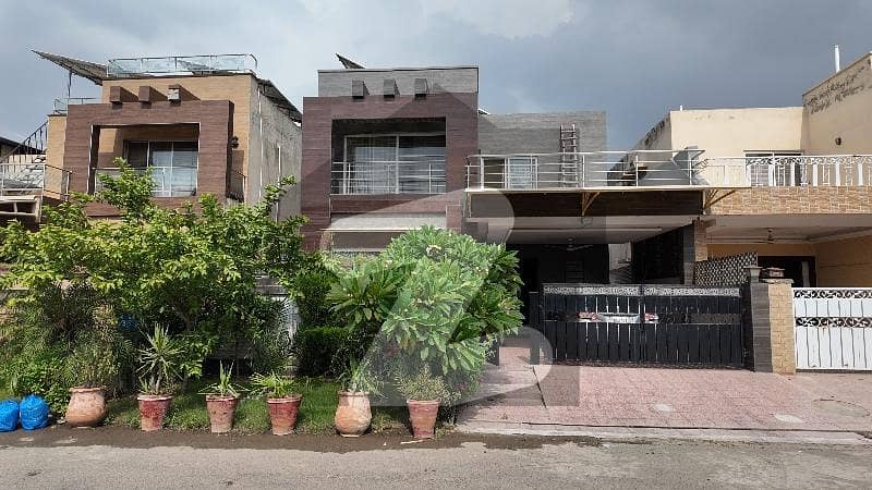 12 Marla House In Divine Gardens Is Best Option 12 Marla House In Divine Gardens Is Best Option