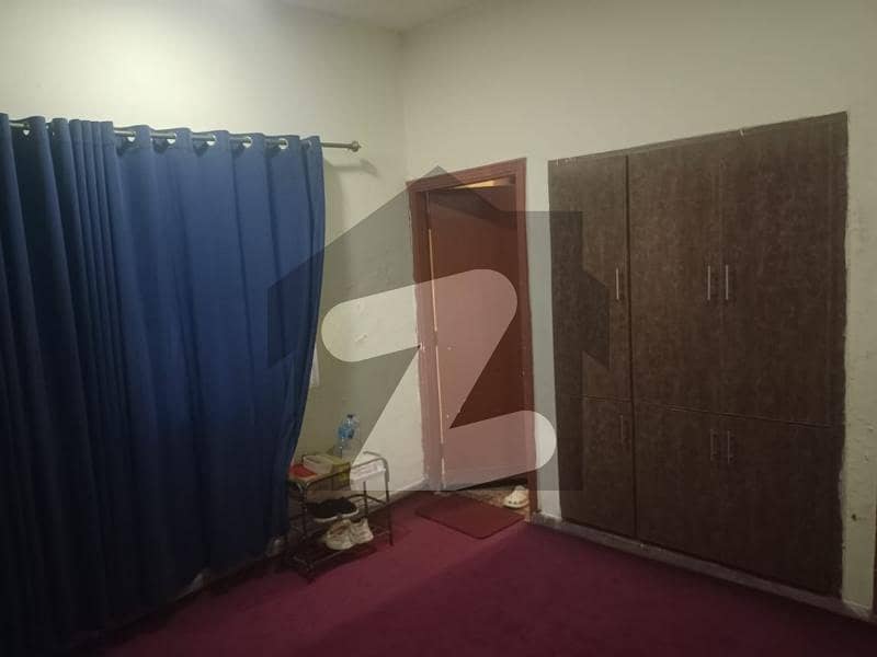 Lower Portion In G-8/2 For rent