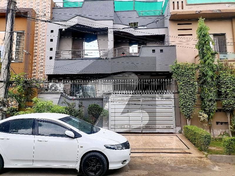 جوہر ٹاؤن لاہور میں 1 کمرے کا 5 مرلہ مکان 1.2 لاکھ میں کرایہ پر دستیاب ہے۔ جوہر ٹاؤن لاہور میں 1 کمرے کا 5 مرلہ مکان 1.2 لاکھ میں کرایہ پر دستیاب ہے۔