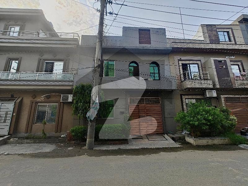 Act Fast: Prime Location Home!