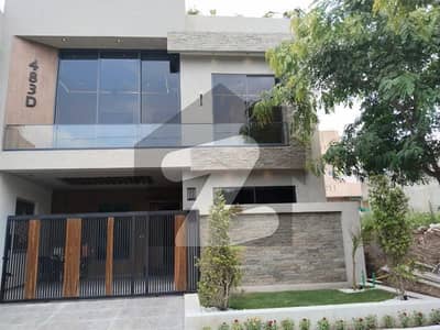 Multi B17 Islamabad House For Sale Brand New Size 8 Marla Good Location