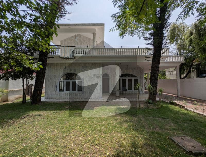 Renovated House is for Rent in E-7