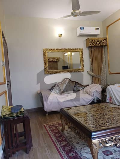 ڈی ایچ اے فیز 7 ڈی ایچ اے ڈیفینس,کراچی میں 4 کمروں کا 4 مرلہ مکان 3.5 کروڑ میں برائے فروخت۔