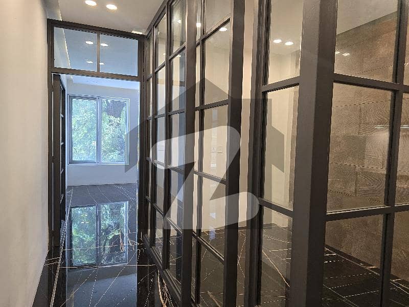 Luxury 425 Sq Ft Space For Rent In F-6 Rent 2.60 Lakh