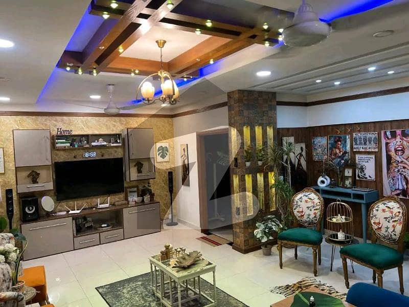 FLAT FOR SELL IN DHA PHASE 7 FLAT FOR SELL IN DHA PHASE 7