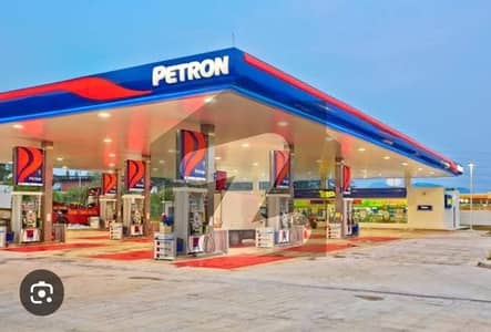 Johar Town Near Imporiam Mall 55 Marla Commercial Plot Best For Petrol Pump Available For Rent