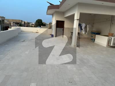 گلستانِِ جوہر ۔ بلاک 4 گلستانِ جوہر,کراچی میں 6 کمروں کا 10 مرلہ مکان 5.75 کروڑ میں برائے فروخت۔