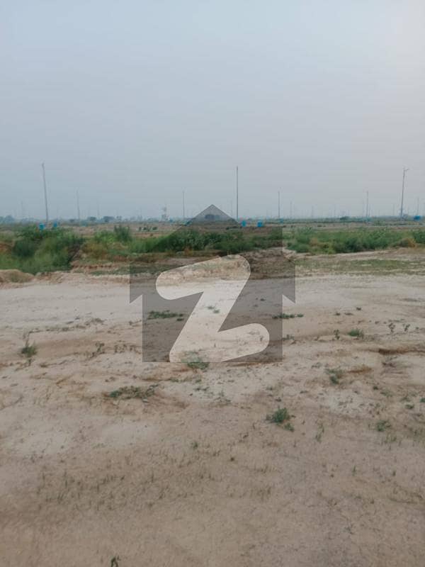 آر یو ڈی اے لاہور میں 1 کنال زرعی زمین 25.0 لاکھ میں برائے فروخت۔