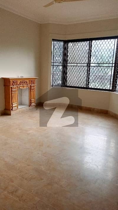 F-10 3 Bedroom Upper Portion Tile Flooring Separate Gate 2 Car Parking