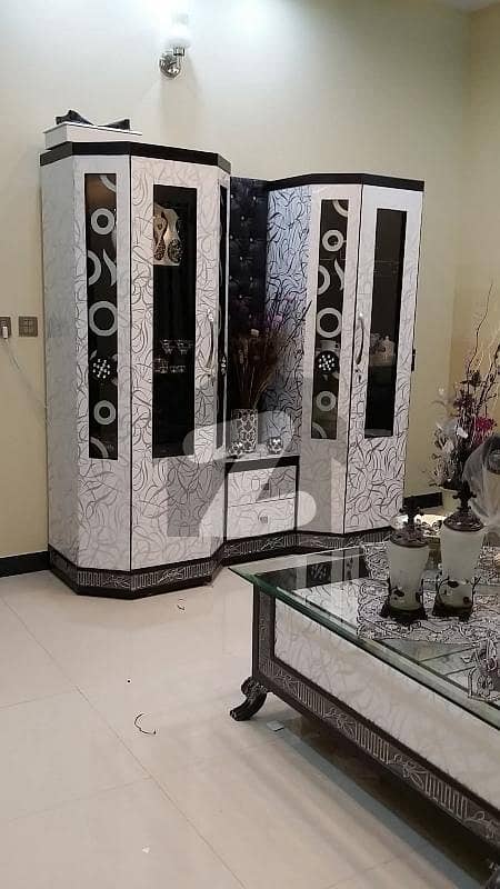 Prominently-Located Flat Available In Jamshed Road For rent Prominently-Located Flat Available In Jamshed Road For rent