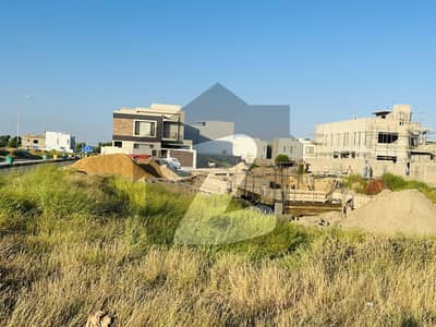 500 Yards Residential Plot Corner Ideal Location Available For Sale