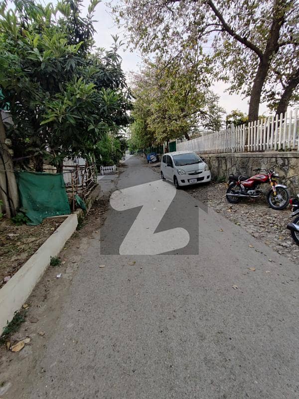 آئی ۔ 10 اسلام آباد میں 5 کمروں کا 6 مرلہ مکان 3.85 کروڑ میں برائے فروخت۔ آئی ۔ 10 اسلام آباد میں 5 کمروں کا 6 مرلہ مکان 3.85 کروڑ میں برائے فروخت۔
