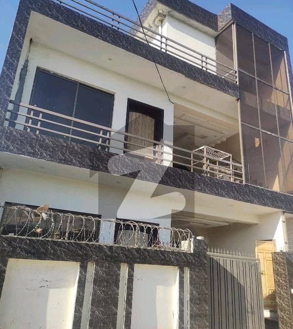 Prominently-Located 6 Marla House Available In Bani Gala Prominently-Located 6 Marla House Available In Bani Gala
