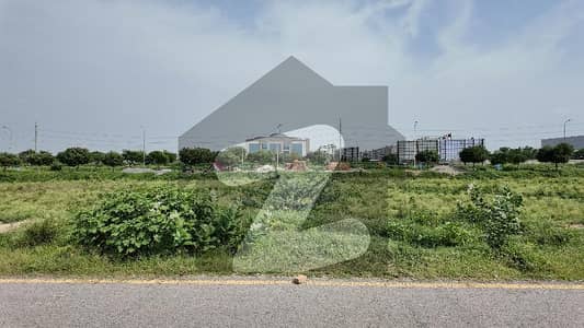 04 KANAL PLOT FOR SALE NEAR TO DOLMEN MALL WITH EASY APPROACH
