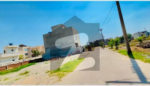 5 MARLA PLOT FOR SALE IN VALENCIA TOWN LAHORE
