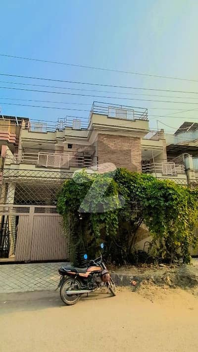 10 Marla House Available For Rent