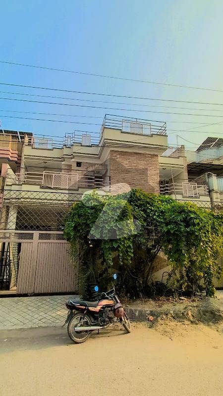 حیات آباد فیز 4 حیات آباد,پشاور میں 7 کمروں کا 10 مرلہ مکان 1.5 لاکھ میں کرایہ پر دستیاب ہے۔