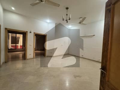 6.5 Marla First Floor available For Rent at A Block Satellite Town