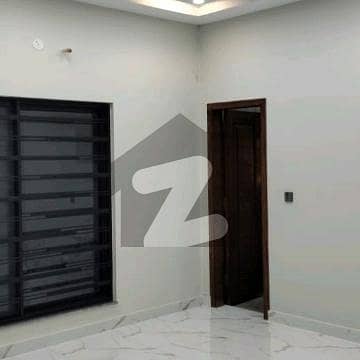 Get A 450 Square Feet Flat For rent In Bahria Town - Sector E
