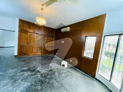 1000 Syrd Beautiful House