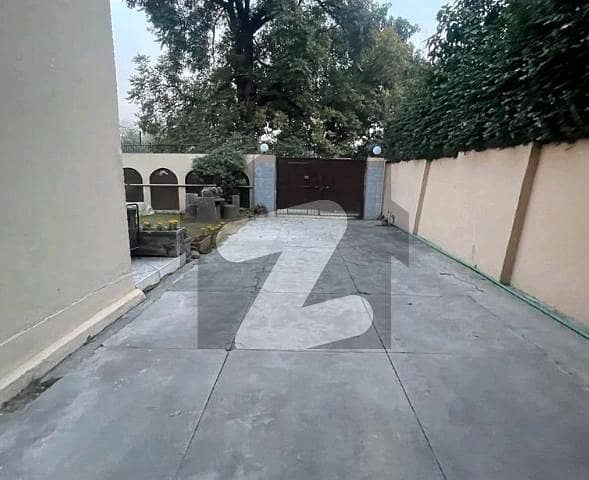 Brand New Upper Portion Brand New Upper Portion