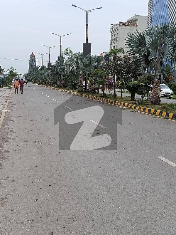 اومیگا ریزیڈنشیا - ازمیر بلاک اومیگا ریزیڈینسیا,لاہور - اسلام آباد موٹروے,لاہور میں 3 مرلہ رہائشی پلاٹ 26.0 لاکھ میں برائے فروخت۔