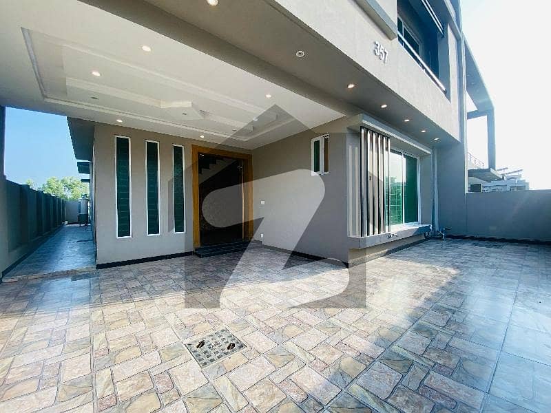 10Marla House Available For Rent