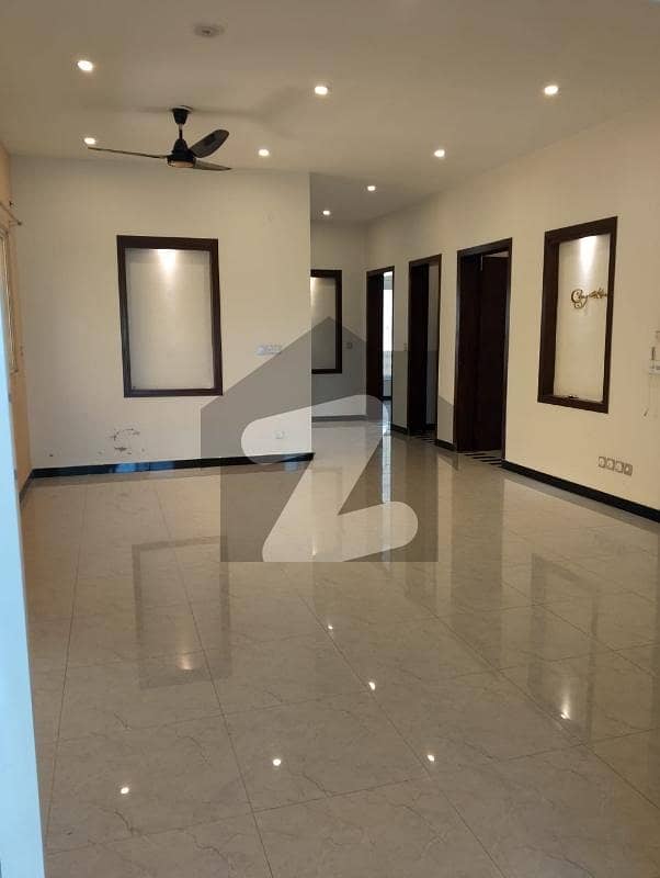 14 Marla Upper Portion For Rent In G-13 Islamabad