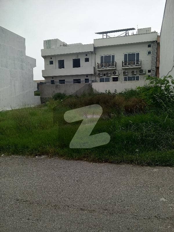 Park Face Plot For Sale in D-12/3