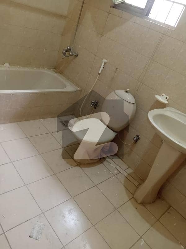 1 kanal upper portion for rent