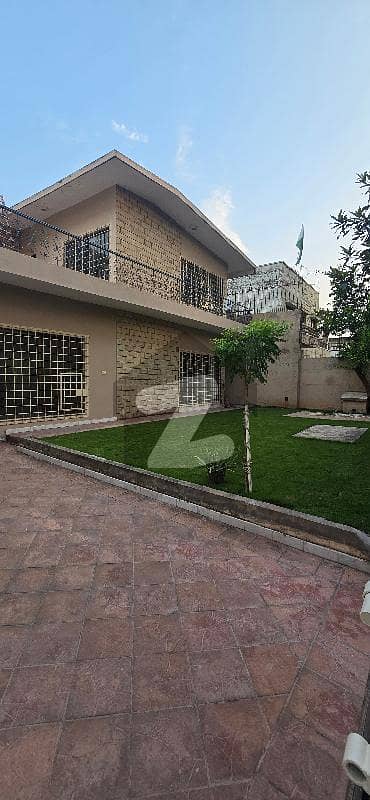 BEAUTIFUL RENOVATED HOUSE FOR RENT
