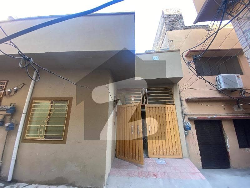Single story house available for sale in people colony tunch batta Rwp